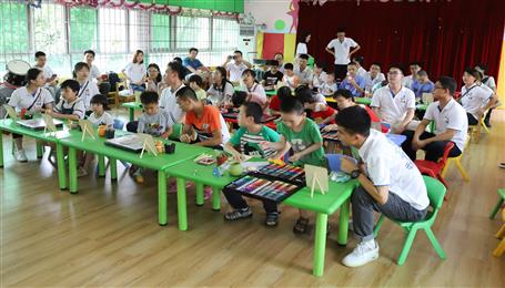 冶建青年走進兒童福利院，帶去愛的“綠動”